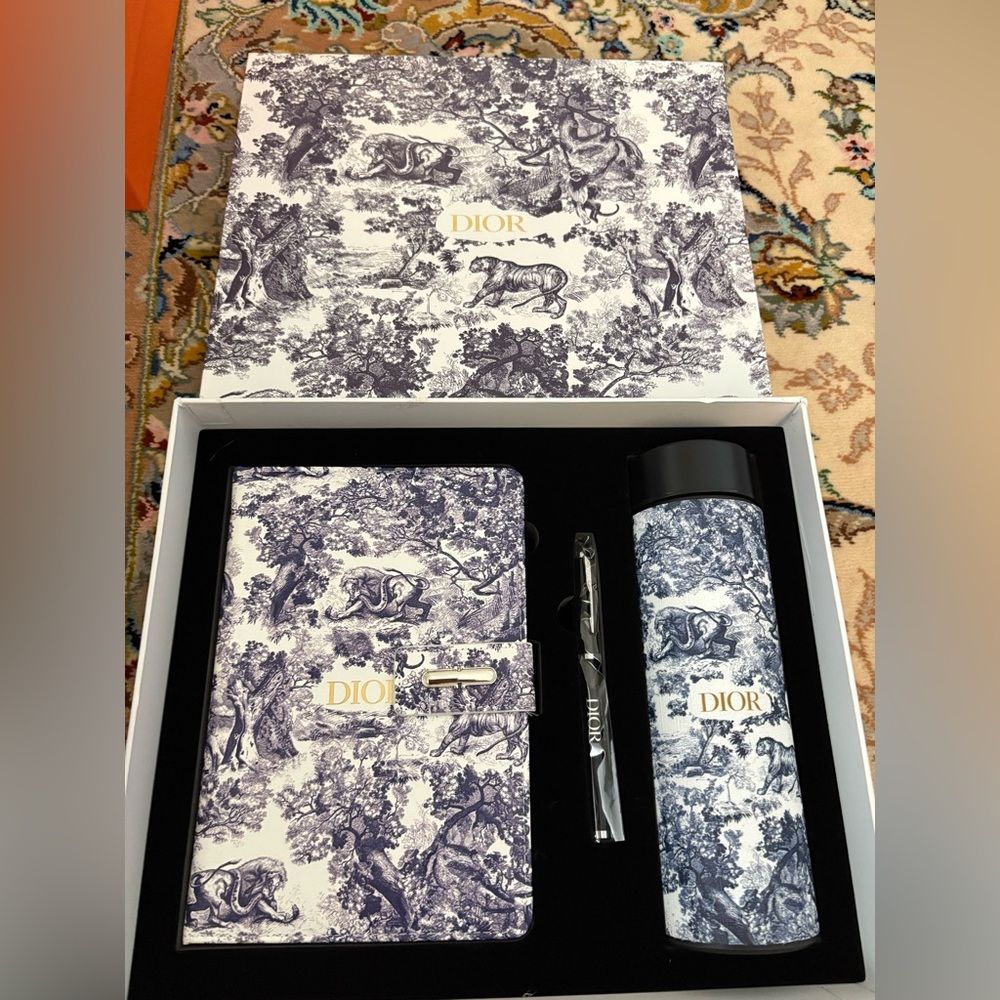 Brand Dior Notebook Tea Coffe Diffuser Mug  Pen Gift Set